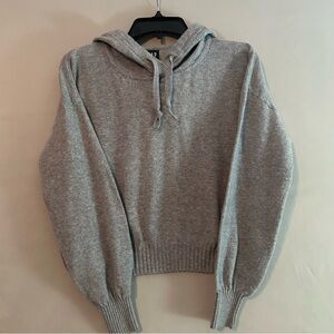 Gap Gray Hooded Women's Sweater - Comfortable Pullover